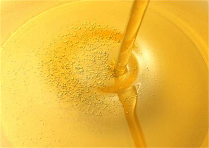 （图：起泡的润滑油）