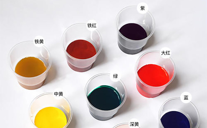 （图：消泡剂分散剂等提升涂料品质）