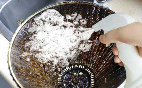 （图：除油剂起泡的原因）