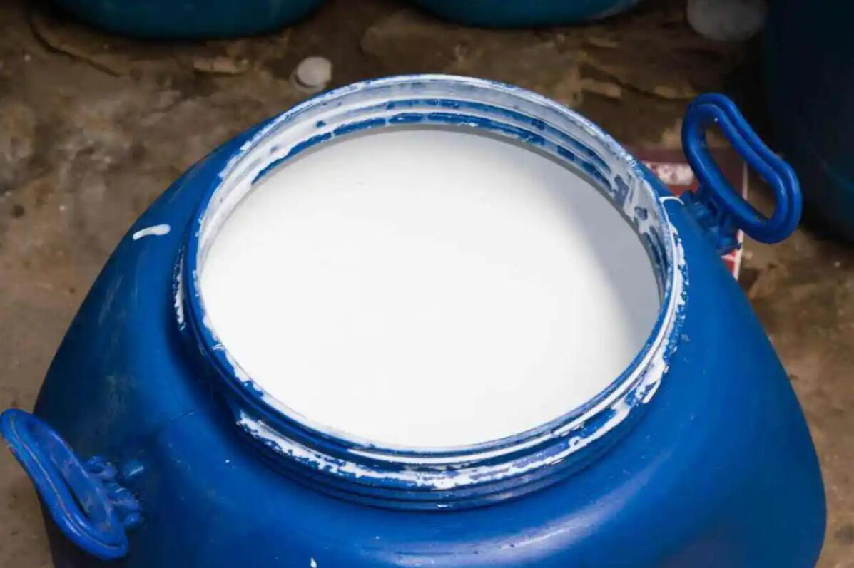 （图为脱模剂展示图）