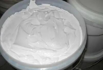 （图为水性胶浆展示图）